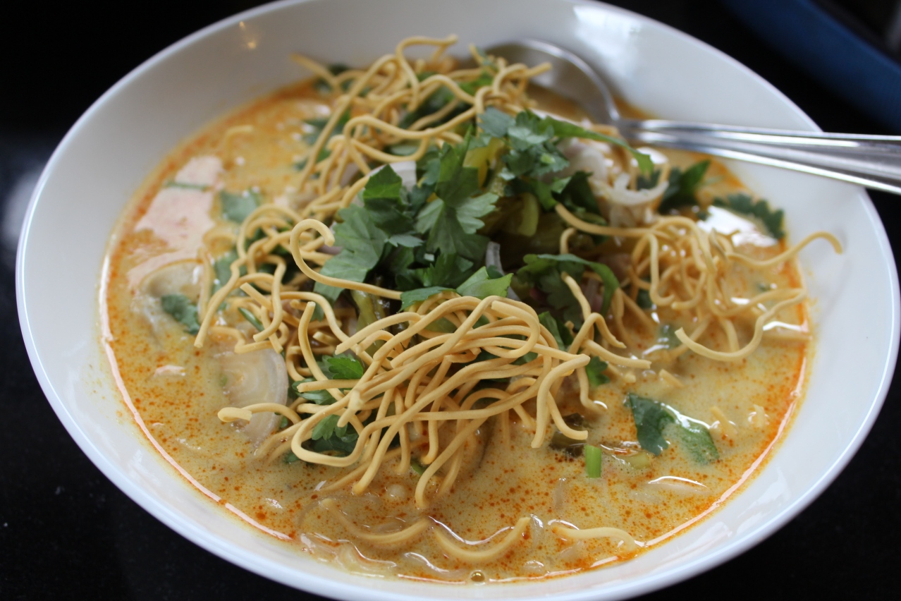 Khao Soi (Chiang Mai noodle soup) .